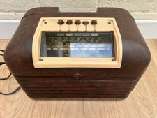 BUSH VINTAGE BAKELITE 1950's RADIO
