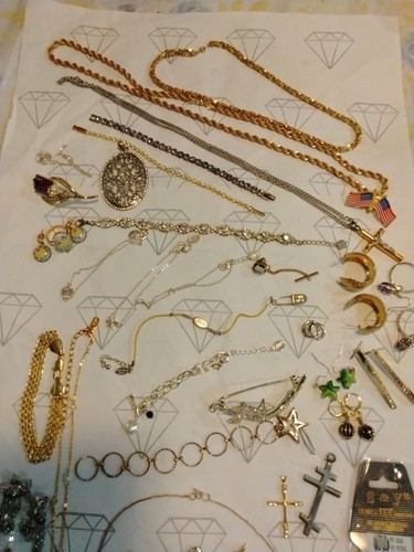 Estate vintage jewelry lot - jewelry, of