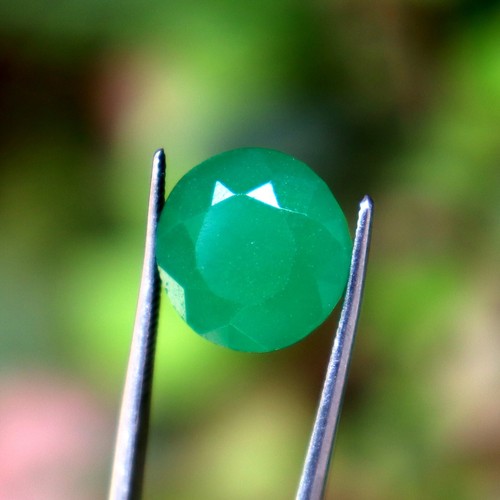 Green emerald certified - emerald, ct