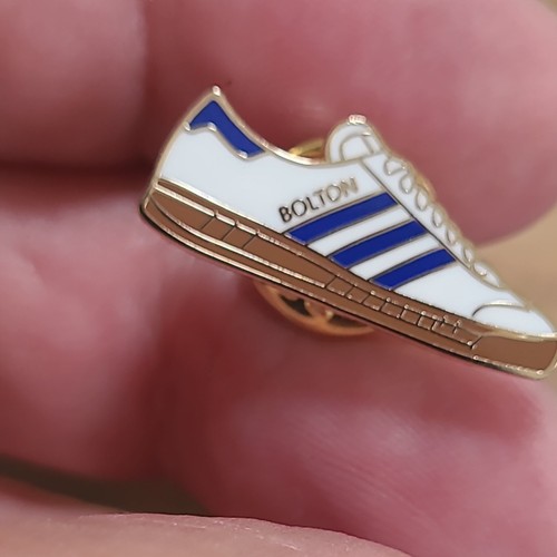 Bolton wanderers badge wear - wanderers,