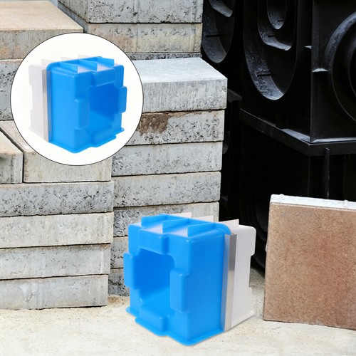Wall brick mold plastic - brick, for