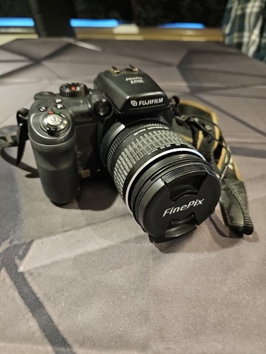 Fujifilm finepix s9500 0mp - fujifilm, 9.0mp