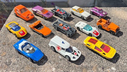 Corgi cars rockets whizz - 13,