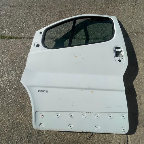 2005 vauxhall vivaro passenger - vauxhall,