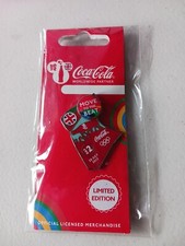 COCA COLA PIN BADGE - LONDON