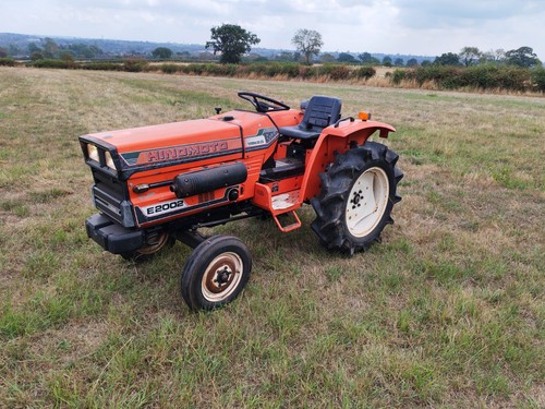 Hinomoto e2002 20hp compact - -,