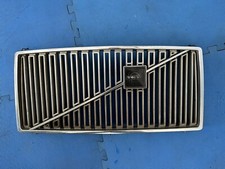 1985 Volvo 245 DL Front