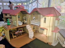 Sylvanian Families Luxury Town
