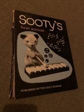 Sooty’s First Annual (1956)
