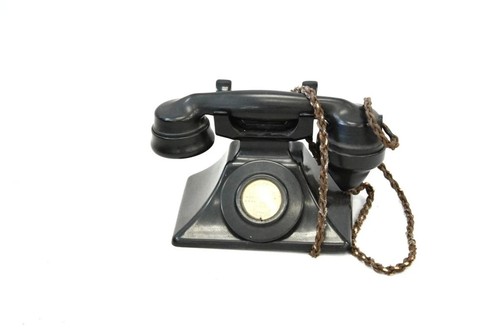 Vtg 1930 black bakelite - black,