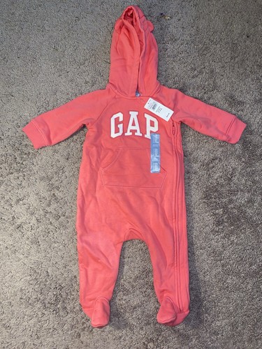 Nwt baby gap - hoodie, piece