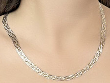 9 CT Two Colour Gold 6-Plait