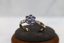 9ct Yellow Gold Tanzanite &
