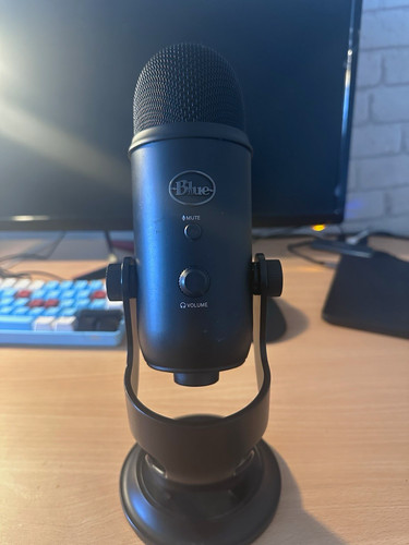 Logitech blue yeti - logitech,