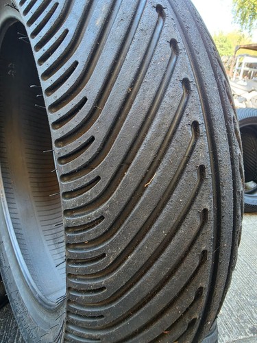 Pirelli diablo rain rear scr1 - pirelli,