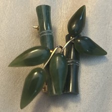 Vintage Lucky  Jade Carved