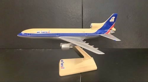 Air transat lockheed - air, tristar