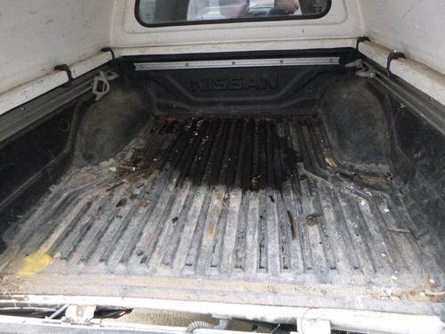 Nissan navara d23 np300 - nissan,