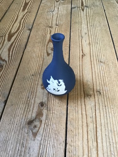 Wedgwood jasperware portland - wedgwood,