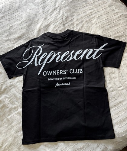 Represent black shirt size - black,