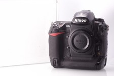 Nikon D3x in Very Good