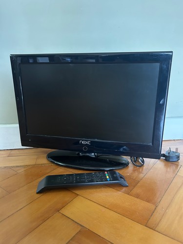 Next le19b1000 freeview tv - le19b1000,