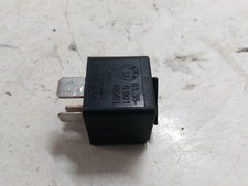 BMW 5 E60 Relays 6901469 2.50