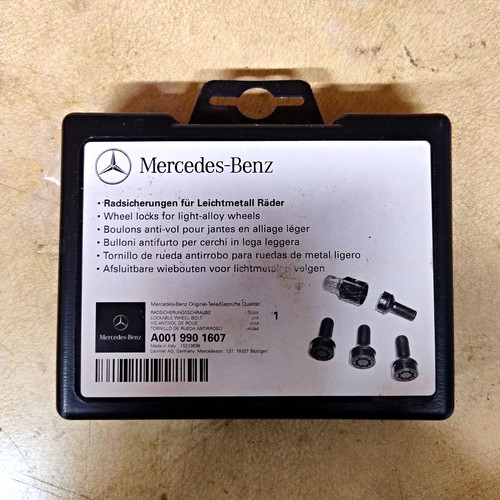 Mercedes benz wheel - mercedes-benz, bolts