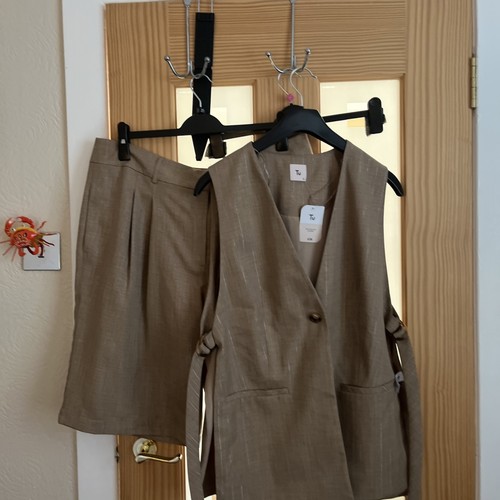 Ladies shorts and waistcoat - shorts,