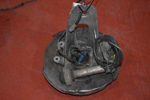 33321095239 rear left wheel