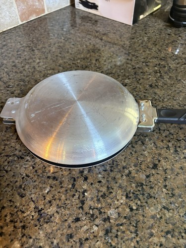 Hinged double omlet pan - hinged,