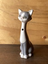 VTG 1950s 1960s Grey Ceramic Seated Long Neck Cat Figurine