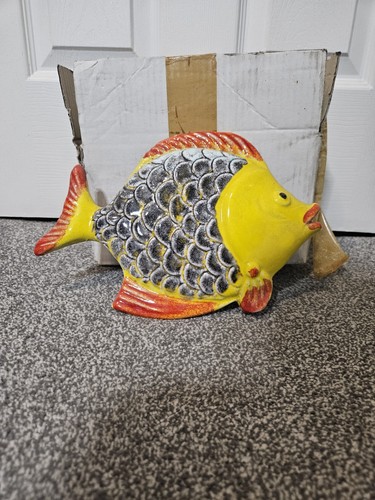 Italian pottery yellow - ,