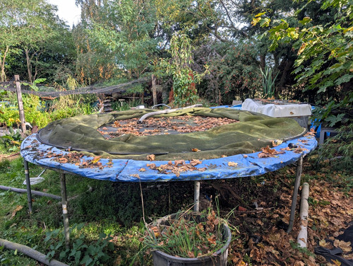 Round outdoor garden - round,