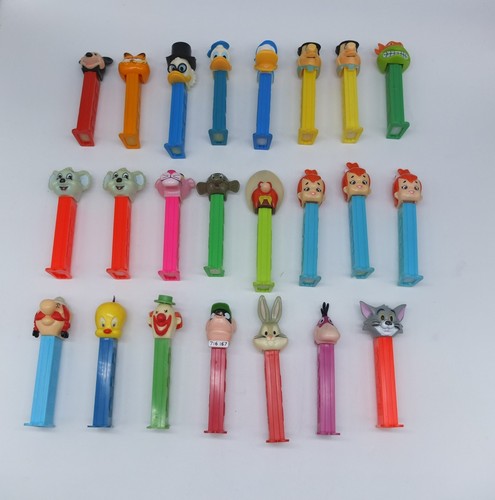 Pez dispensers pieces - pez,