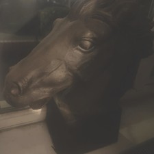 Sculpture horse head heavy material 