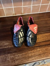 Adidas Predator Mania Football