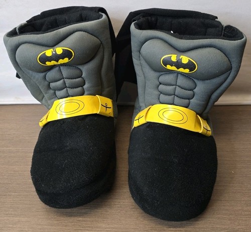 Batman boys slippers size - batman,