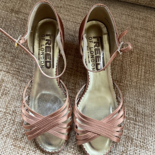 Freed dark tan ladies size - tan,