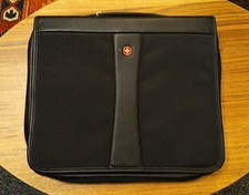 Wenger 5565-02 Black Zip