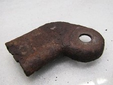 Mercedes C Class W202 93-00 C250 estate rear exhaust rubber mount bracket L