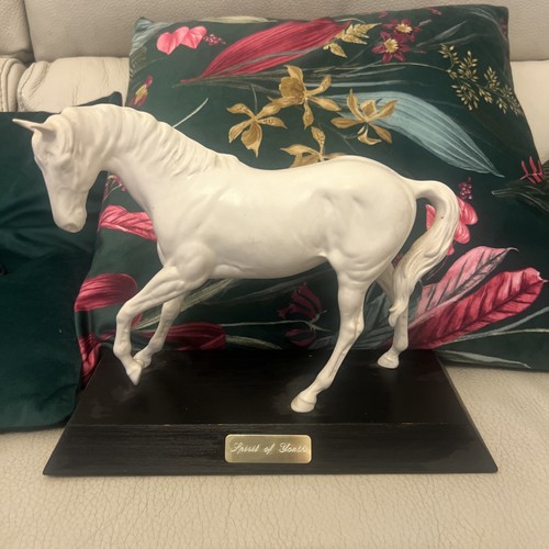 Beswick white matt ceramic - beswick,