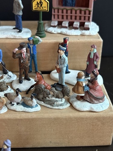 Hawthorne village miniatures - village,