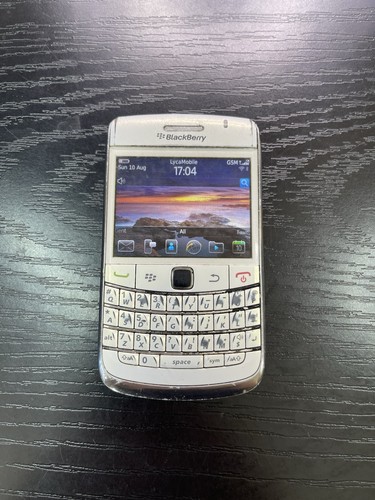 Blackberry bold 9780 - 9780, retro