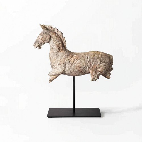 Horse statue stand textured - horse,