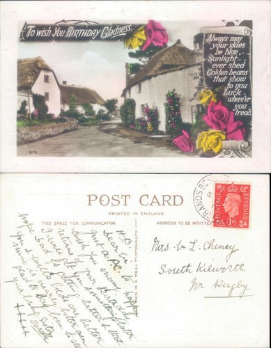 Thatched cottages and street