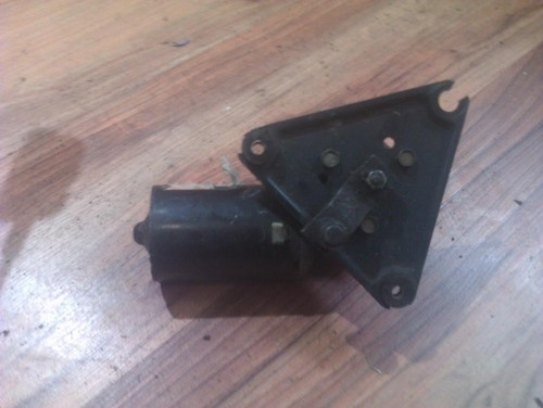 Front windscreen wiper motor - ,