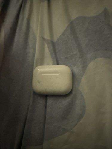 Apple airpods pro 1st - apple,