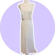 Lace detailed White Ruffle