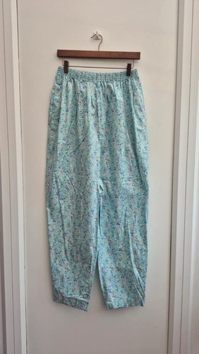 Vintage laura ashley - laura,